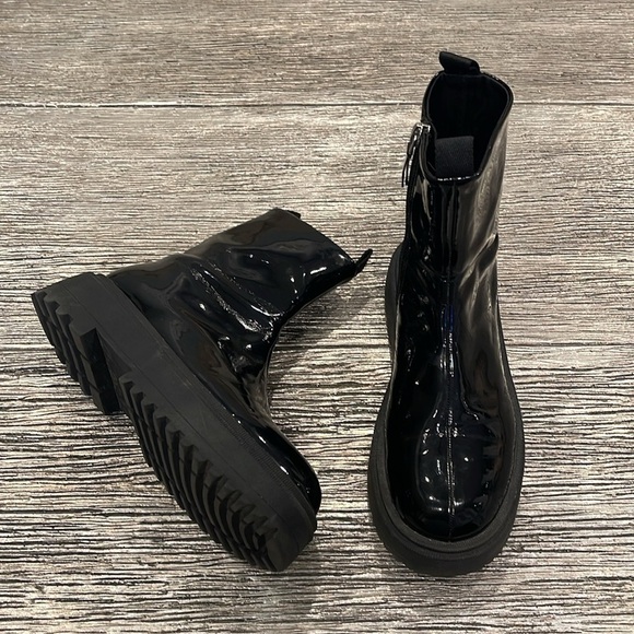 Zara Black Patent Leather Ankle Boots Size 36 - Picture 3 of 8